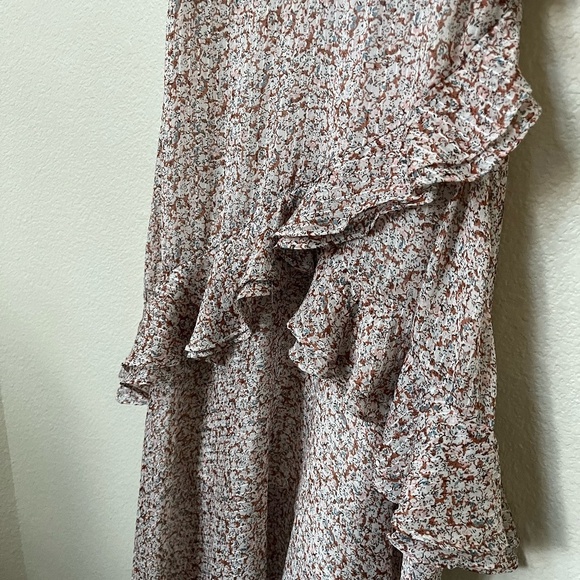 FLORET STUDIOS | Cold Shoulder Asymmetric Ruffle Dress In Rust-Cream | Size XS - Picture 5 of 10